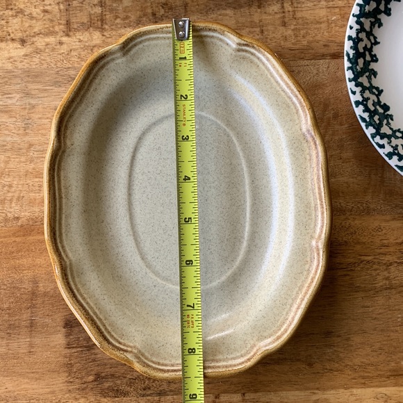 Set of Four Vintage Plates - Picture 15 of 15